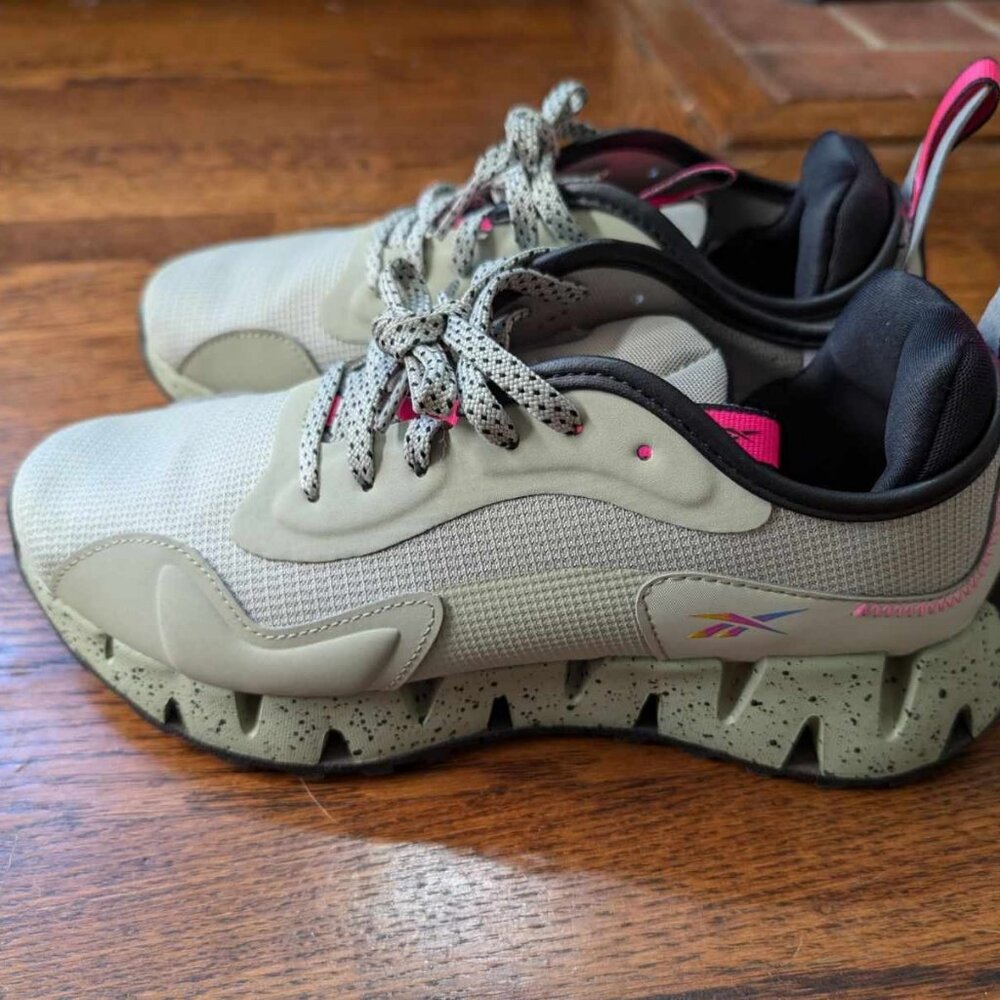 Reebok | Zig Dynamica [100063665/HR1887] - Women's Size US 9.5